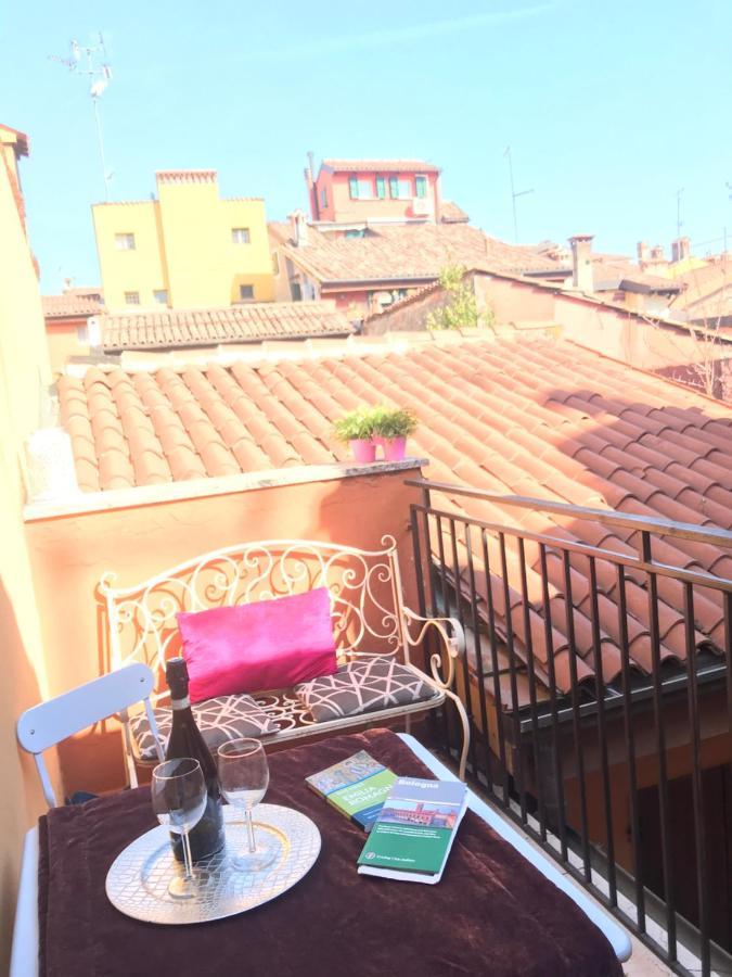 Falcone 22 Bologna Buitenkant foto