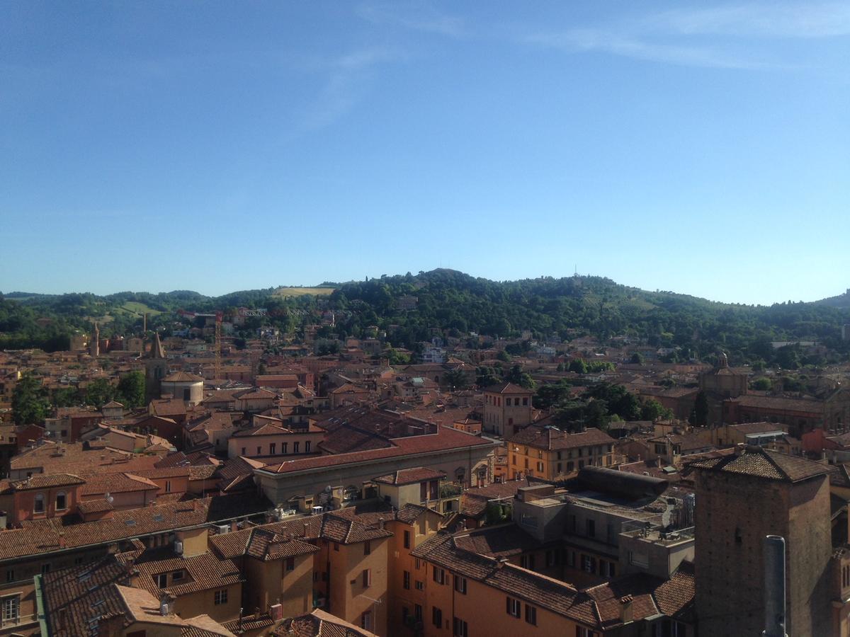 Falcone 22 Bologna Buitenkant foto