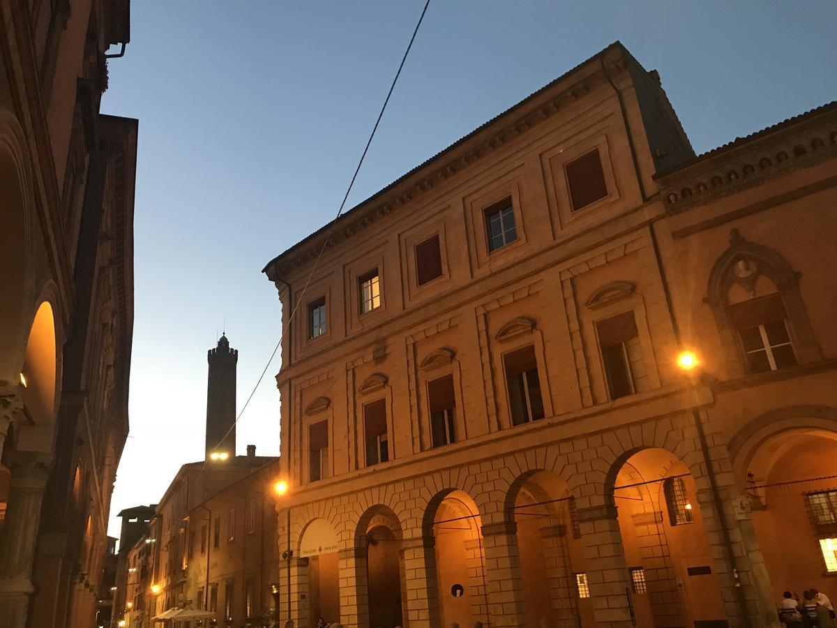 Falcone 22 Bologna Buitenkant foto